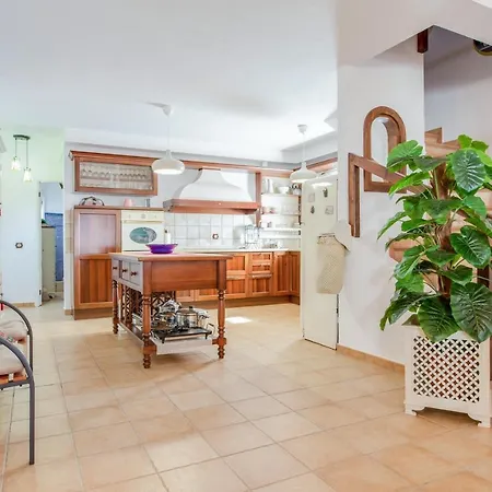 Casa Campo Villa Guisguey